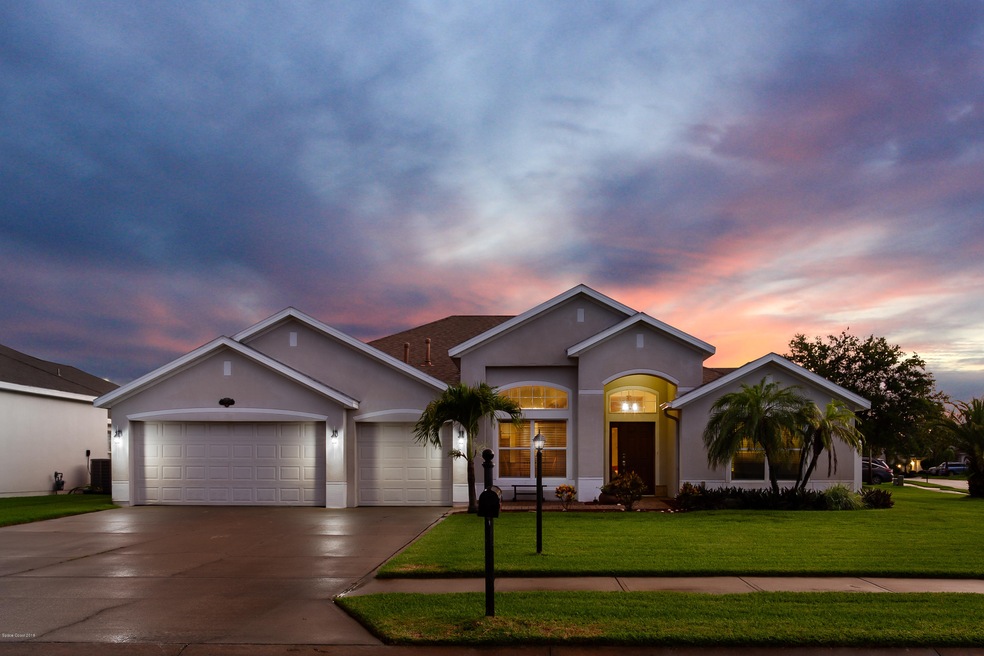 38-5054 Thymeleaf Ct_Twilight