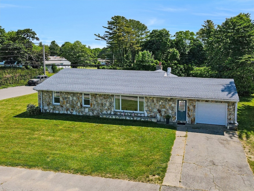 228 Gifford Rd, Westport, MA 02790 - photo 1