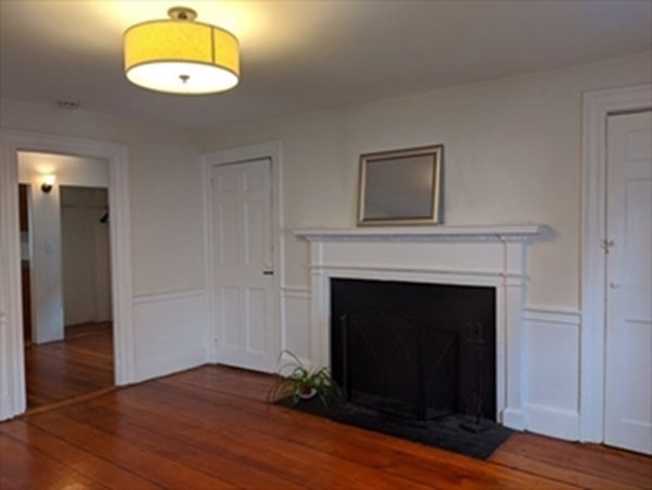 8 Allen St unit 1, Salem, MA 01970 - photo 1