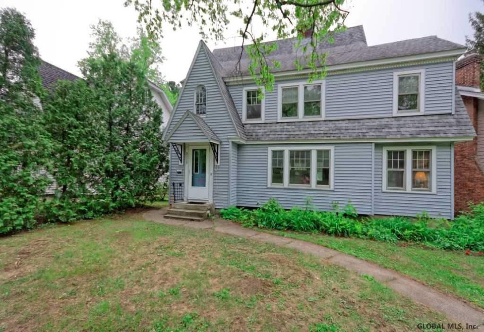 2110 Grand Blvd, Schenectady, NY 12309 - photo 1