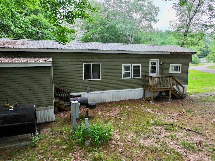 9 Hubbard Rd, Deering, NH 03244 - photo 1