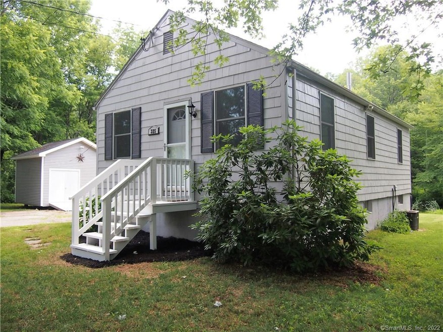 325 Mansfield Rd, Ashford, CT 06278 - photo 1