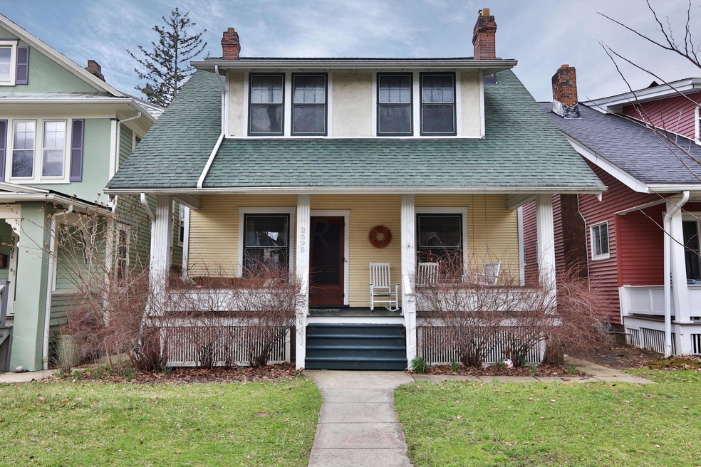 Welcome to 2595 Summit Street!
