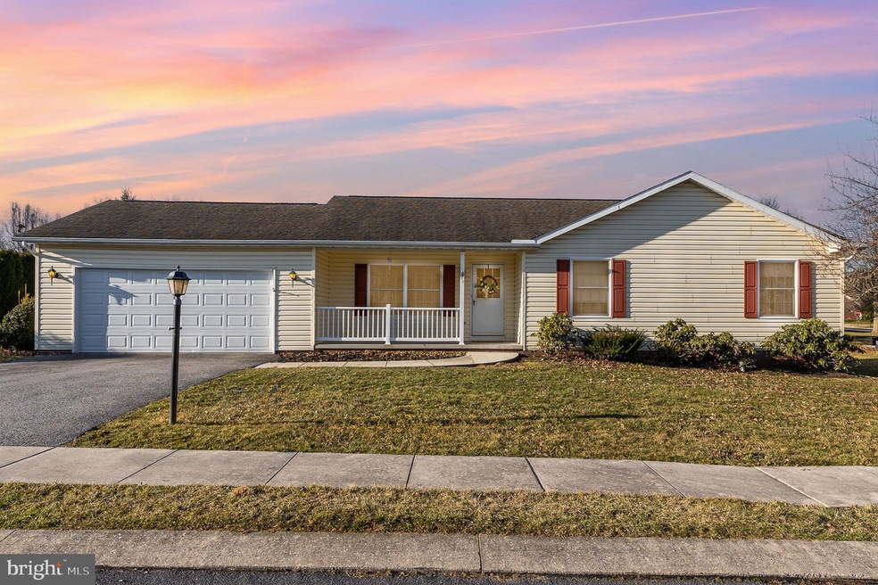 48 Ashfield Dr unit 55, Littlestown, PA 17340 - photo 1