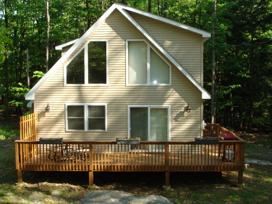 26 Wallenpaupack Dr, Lake Ariel, PA 18436 - photo 1