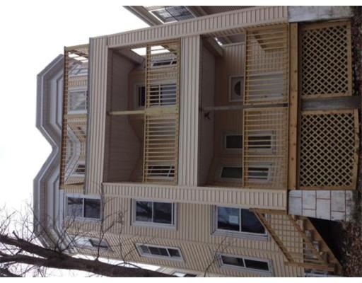 112 Howland St unit 2, Dorchester, MA 02121 - photo 1