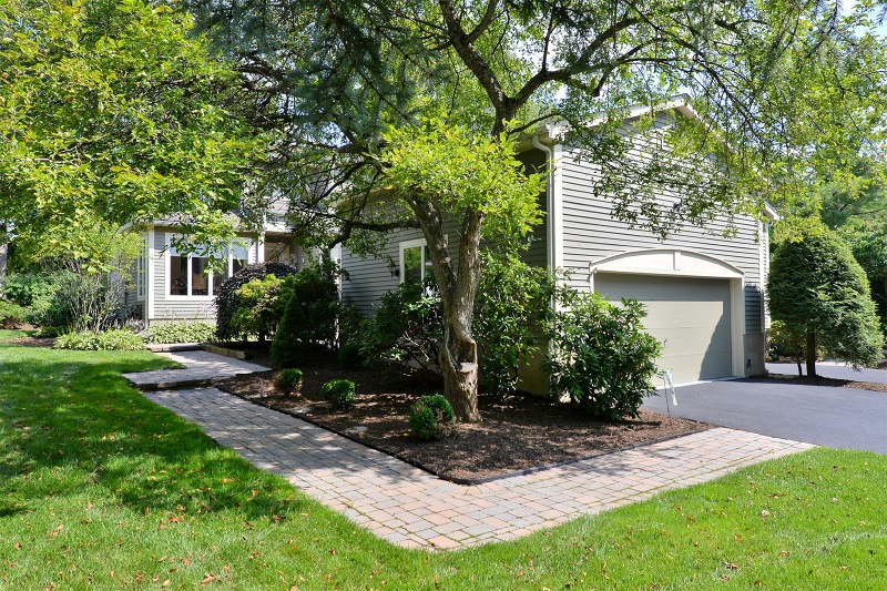 32 Old 4th Dr, Jefferson, NJ 07438 - photo 1