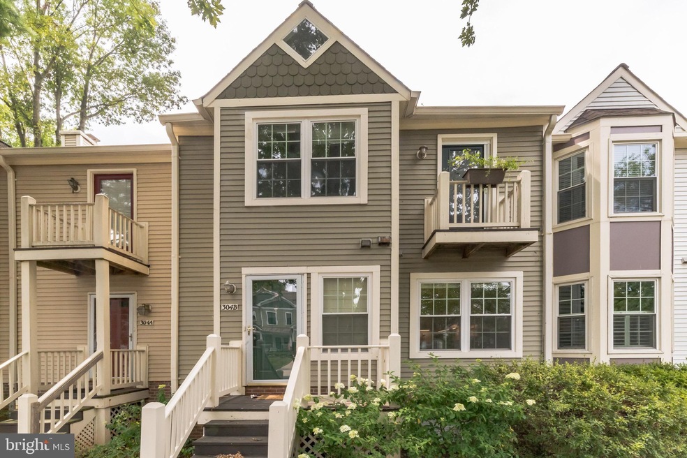 304B Locust St SE unit 13, Vienna, VA 22180 - photo 1