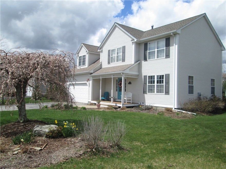 95 Straw Ln, Wakefield, RI 02879 - photo 1