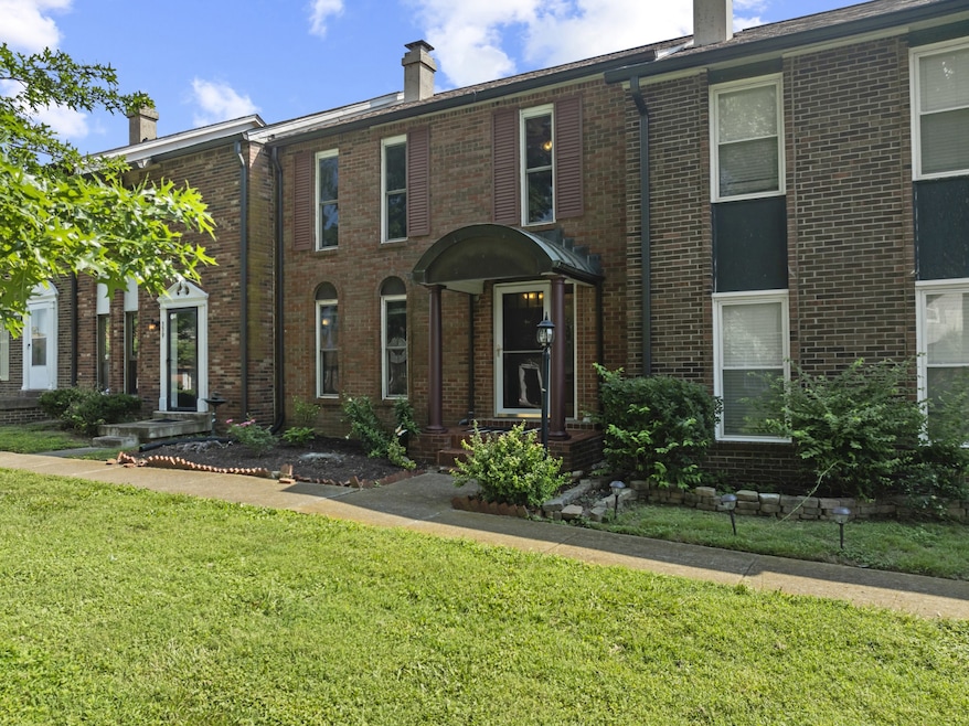 For Sale $285,000 • Co-Listing Agent