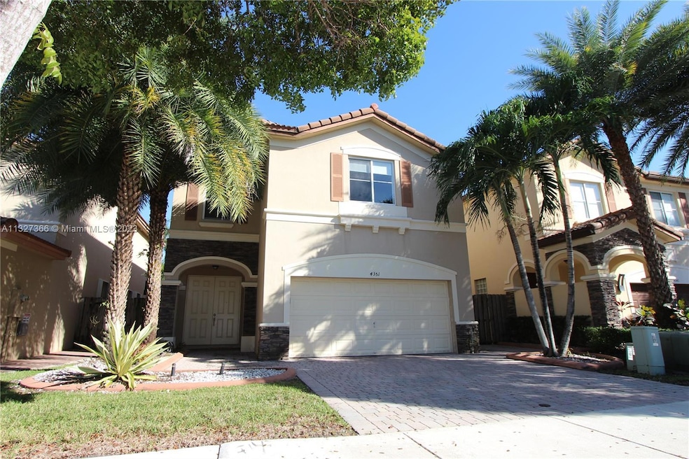 4351 NW 112th Ct, Doral, FL 33178 - photo 1