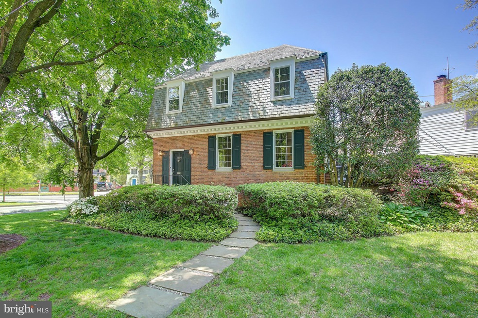 4701 Massachusetts Ave NW, Washington, DC 20016 - photo 1