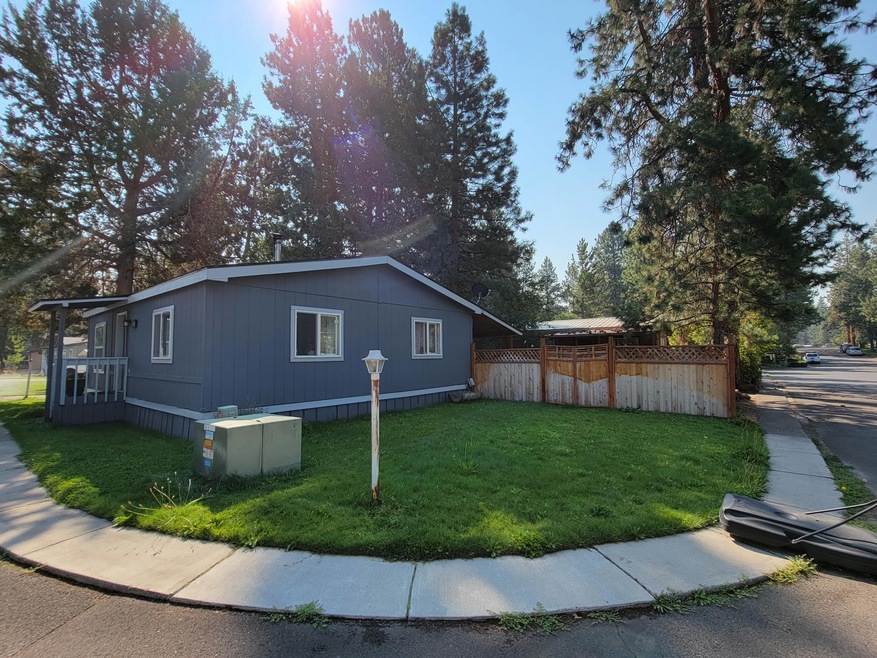 19950 Driftwood Ln unit 235, Bend, OR 97702 - photo 1