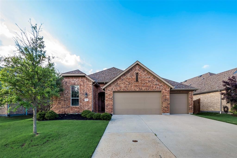 1117 Hot Springs Way, Celina, TX 75009 - photo 1