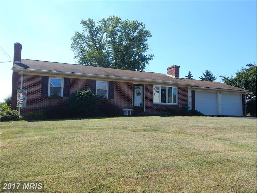 1554 Brechbill Rd, Chambersburg, PA 17202 - photo 1