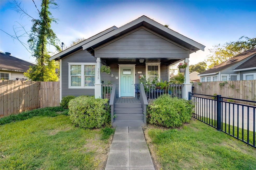 1213 Armstead St, Houston, TX 77009 - photo 1