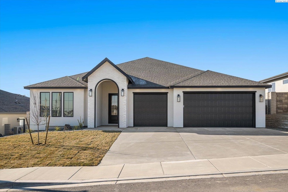 Sold $725,000 • Co-Listing Agent