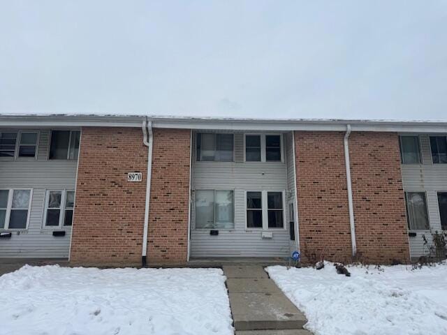 8970 N 95th St unit G, Milwaukee, WI 53224 - photo 1
