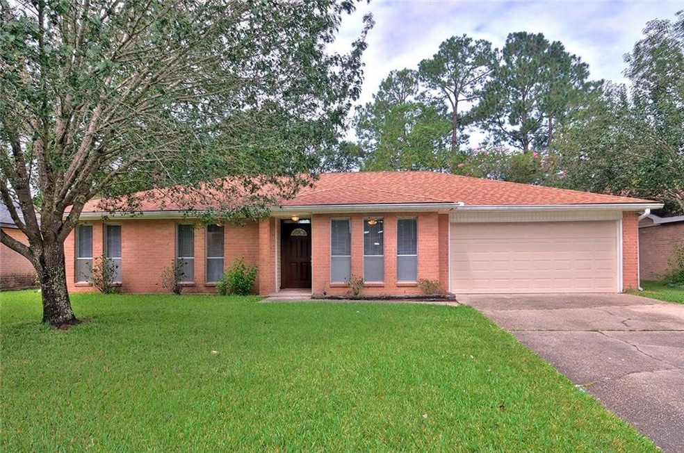 109 Nottingham Dr, Slidell, LA 70458 - photo 1