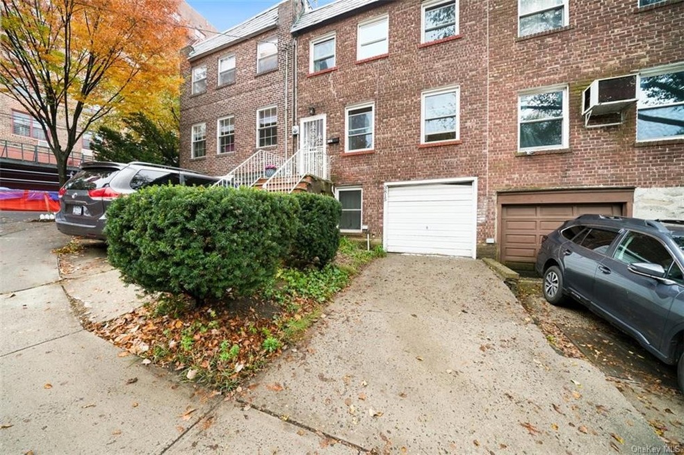 3815 Cannon Place, Bronx, NY 10463 - photo 1