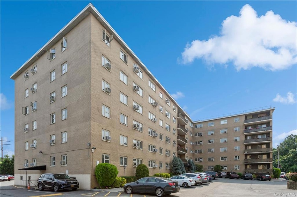 Newport Towers West unit 1J, Harrison, NY 10528 - photo 1