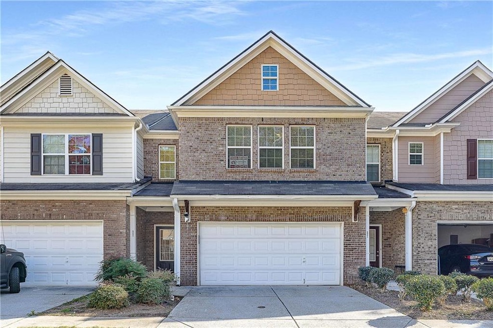 4003 Labrador Way unit 9, Lilburn, GA 30047 - photo 1