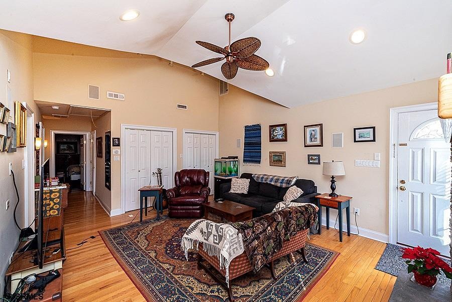 415 W New York Ave unit 4, Somers Point, NJ 08244 - photo 1