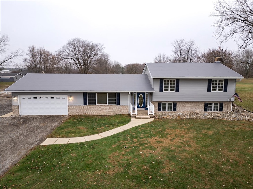 13185 E 2200 North Rd, Danville, IL 61834 - photo 1