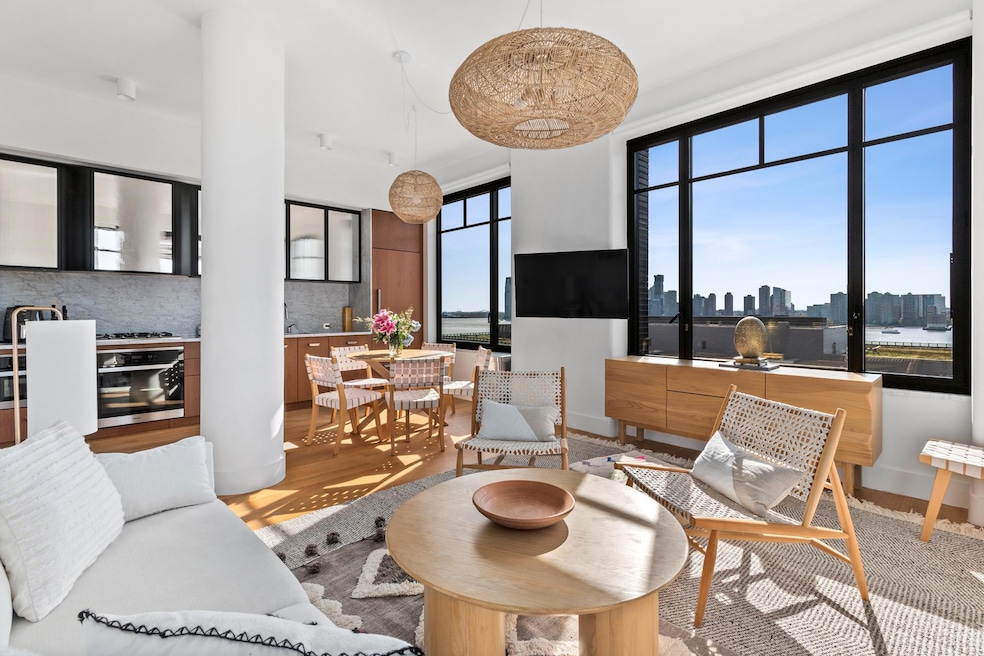 Greenwich West unit 17 C, New York, NY 10014 - photo 1