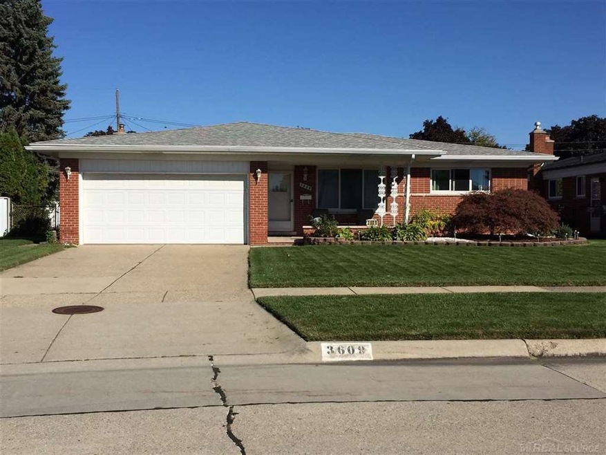 Sharp brick ranch on quiet dead end street!