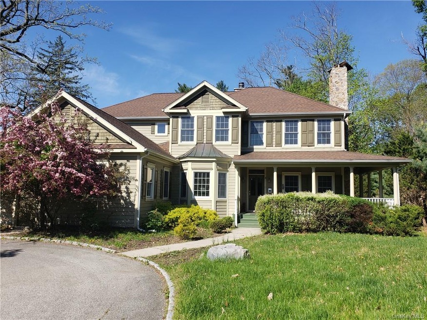 10 Grove Ct, Cold Spring, NY 10516 - photo 1