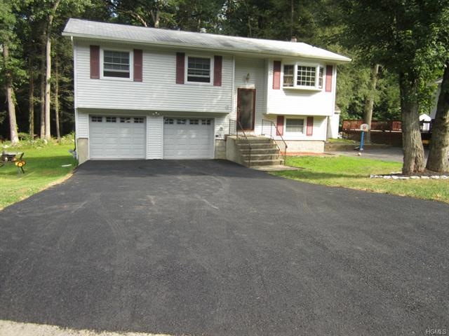 5 Raker Rd, Poughkeepsie, NY 12603 - photo 1