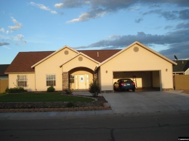 1781 N Medina Loop, Show Low, AZ 85901 - photo 1