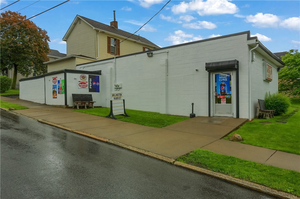 726 Arlington Ave, New Castle, PA 16101 - photo 1