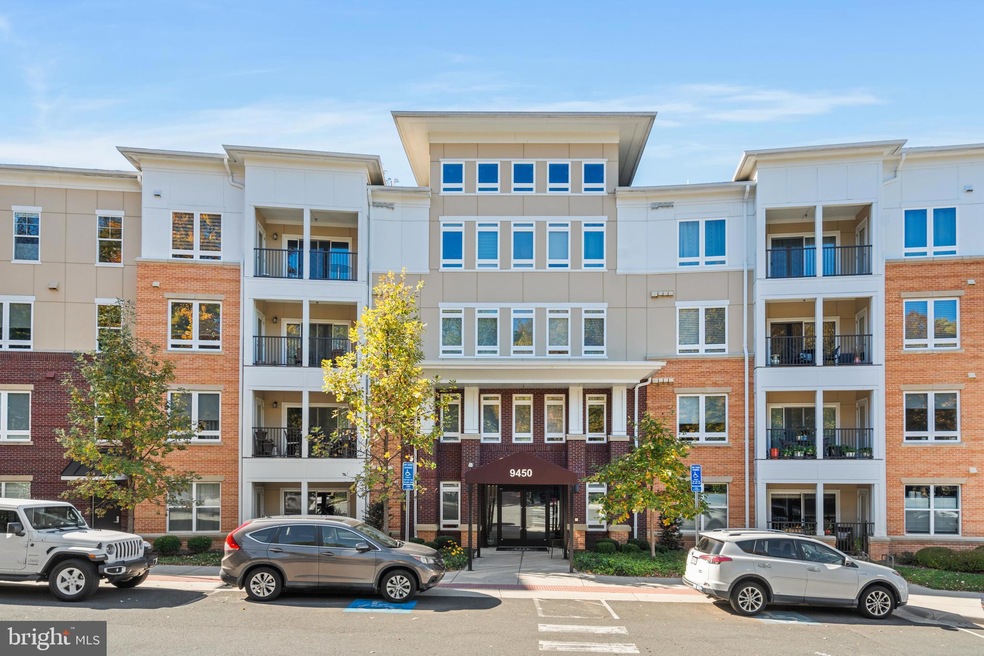 Enclave unit 403, Fairfax, VA 22031 - photo 1