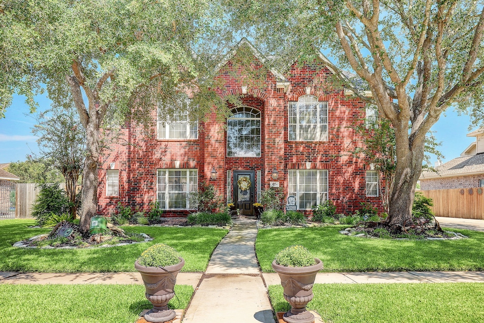 17326 W Copper Lakes Dr, Houston, TX 77095 - photo 1