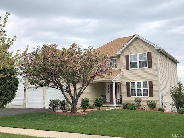 7127 Hearth Ln, Macungie, PA 18062 - photo 1