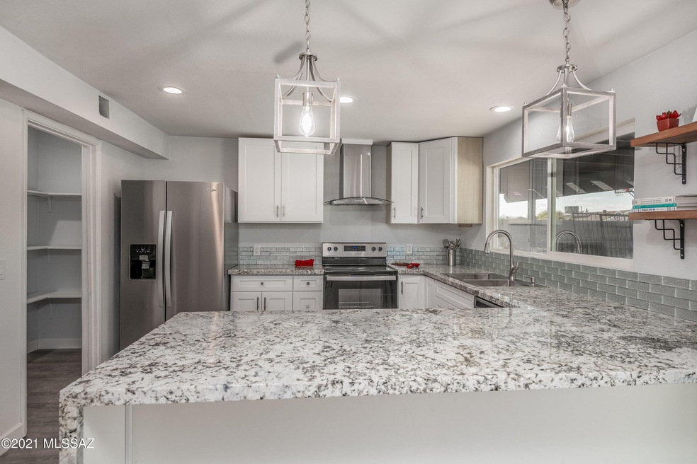 11-Kitchen