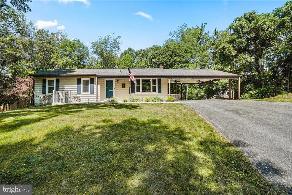 7804 Horseshoe Ct, Frederick, MD 21701 - photo 1