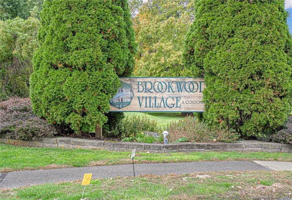 53 Brookwood Dr unit A, Rocky Hill, CT 06067 - photo 1