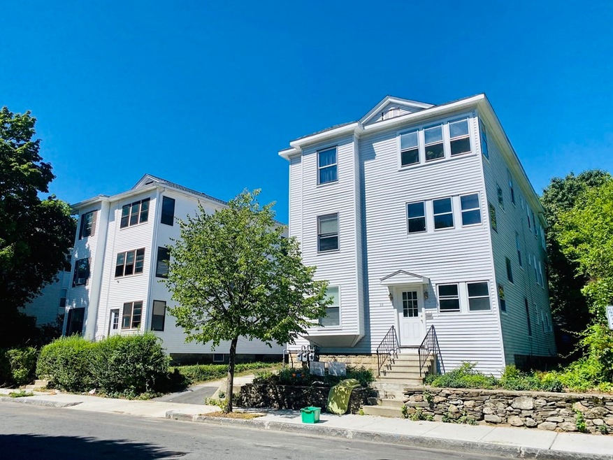 84 & 86 Florence St, Worcester, MA 01603 - photo 1