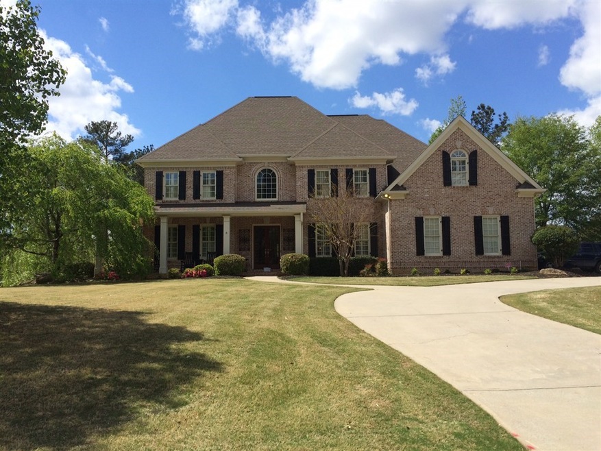 Stately curb appeal