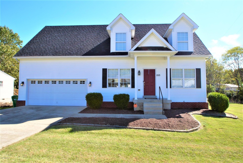 8515 Roseborough Rd, Louisville, KY 40228 - photo 1