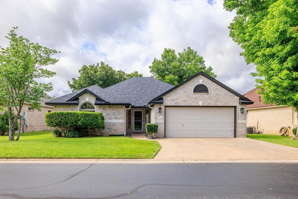 Under Contract $579,000