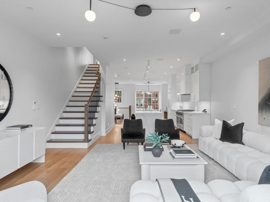 555 E Broadway unit 555, Boston, MA 02127 - photo 1