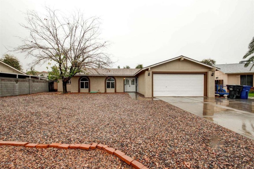 1811 N Dakota St, Chandler, AZ 85225 - photo 1