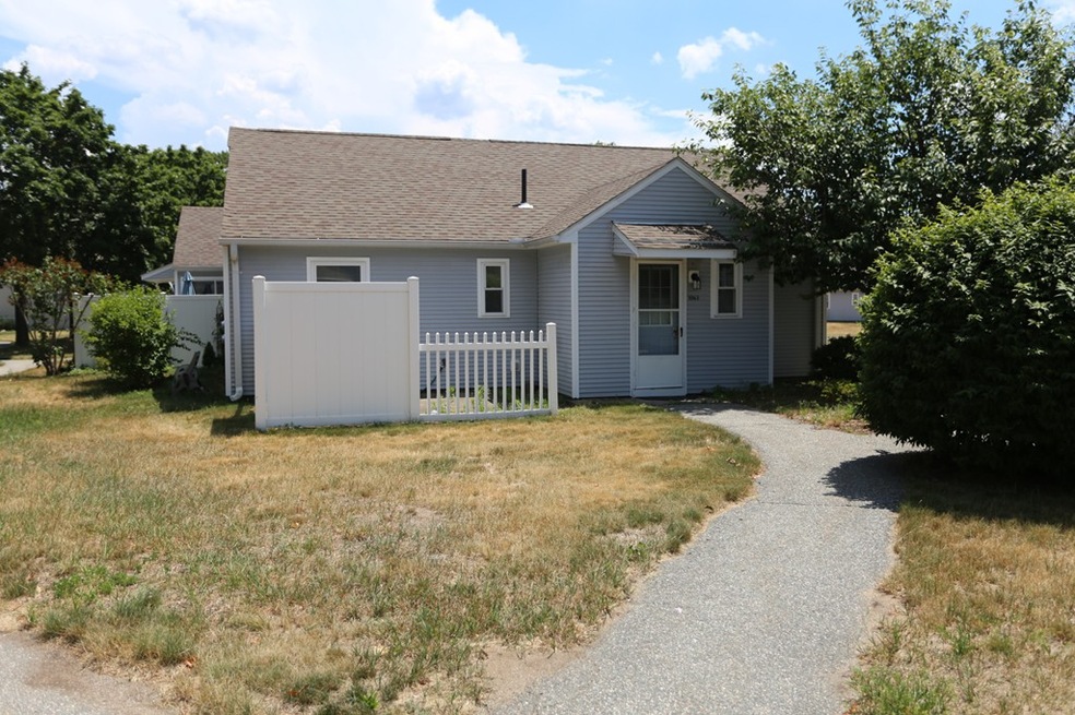 1063 James St, Chicopee, MA 01022 - photo 1