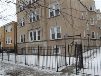 6319 N Sacramento Ave unit 1E, Chicago, IL 60659 - photo 1