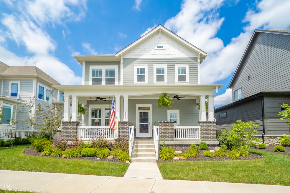 For Sale $719,900 • Co-Listing Agent