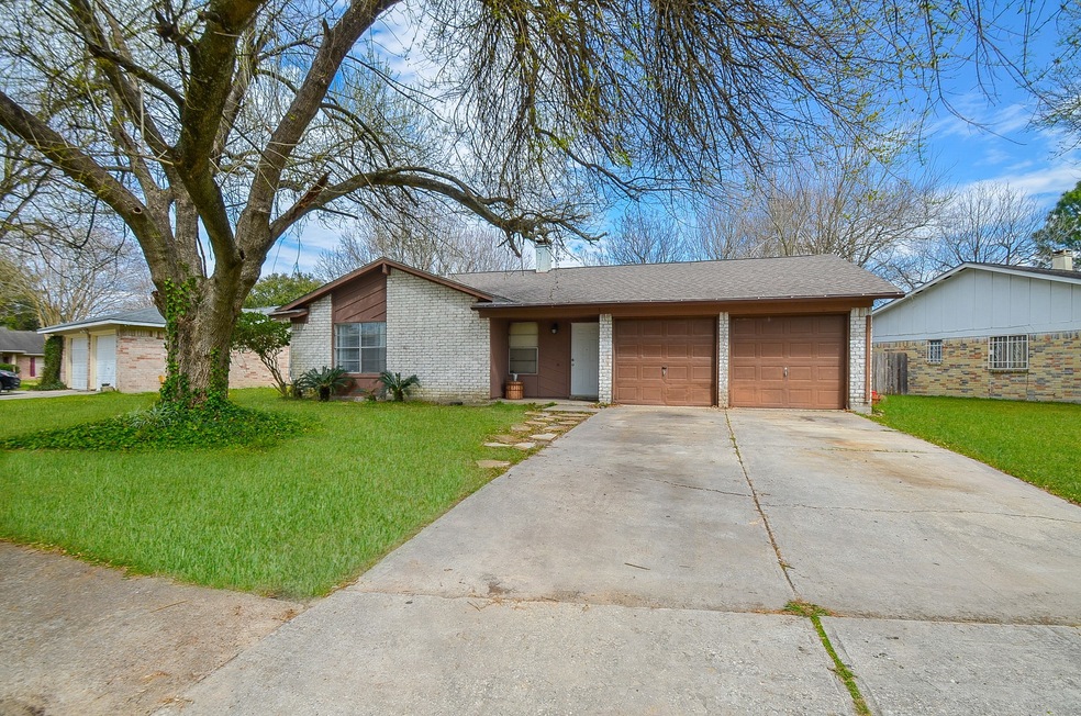 10730 Dusty Trail Dr, Houston, TX 77086 - photo 1